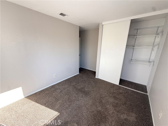 Building Photo - 6 Pepper Ct