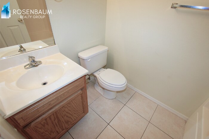 Building Photo - 13211 S Kin Cir