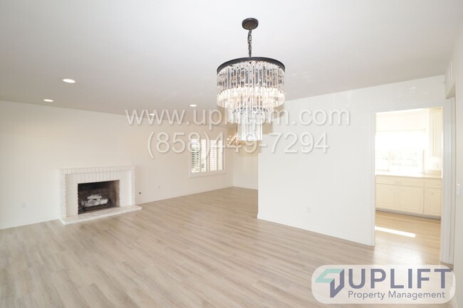 Building Photo - 2 BED 2 BATH CONDO WITH BONUS ROOM IN THE ...