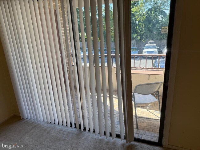 Building Photo - 531 Florida Ave