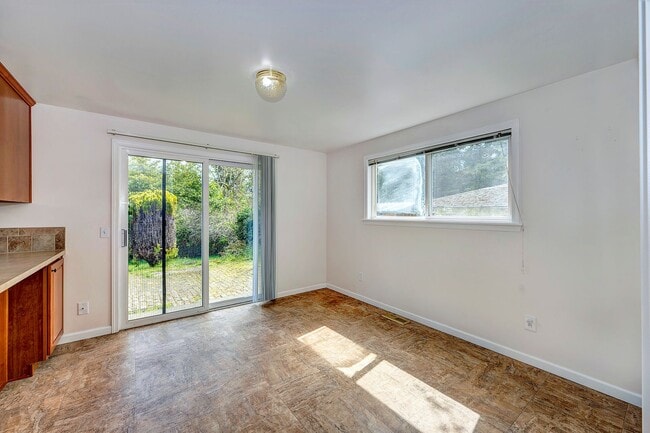 Building Photo - Lynnwood Rambler