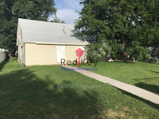 Building Photo - 130 S 100 W