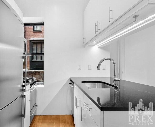 227 Waverly Place 227 Waverly Pl New York NY 10014 Apartment Finder