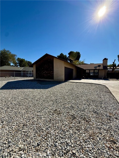 Building Photo - 15171 Wildrose St