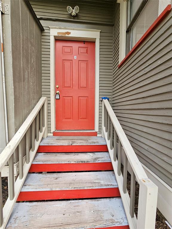 Building Photo - 718 Boundary St