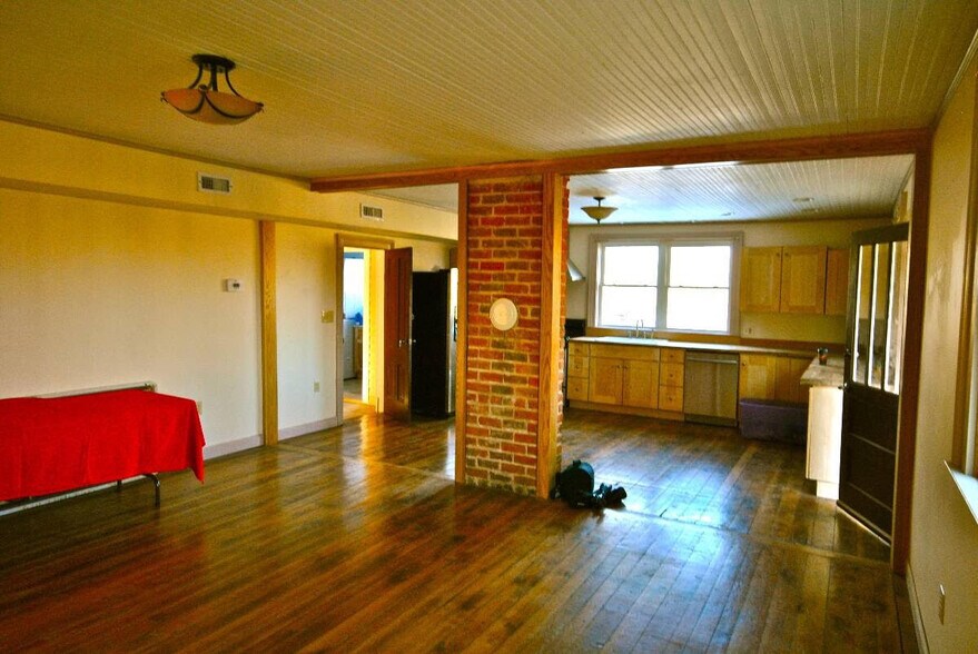 Building Photo - 1784 Simmons Gap Rd