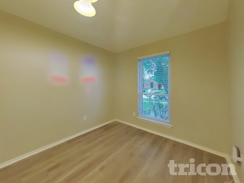 Building Photo - 112 Clover Leaf Ln