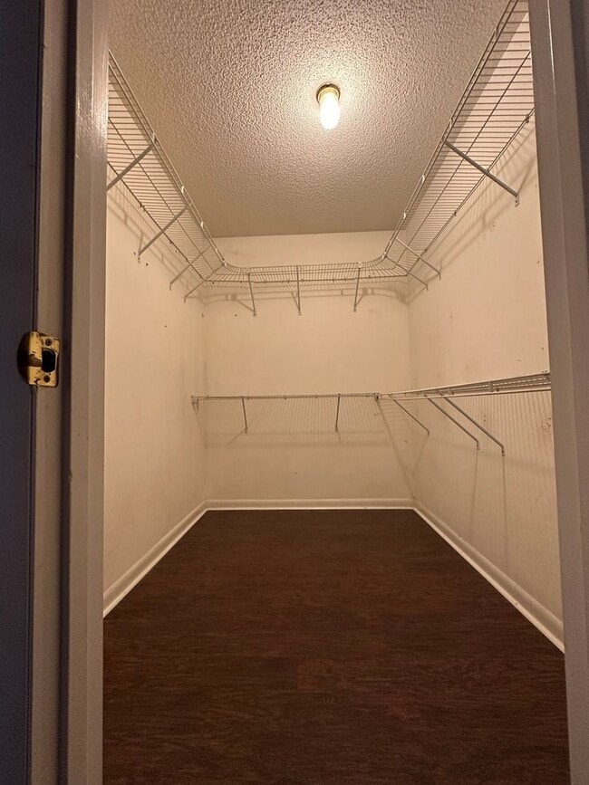 Building Photo - Daleville!!!  Minutes from the Ft Novosel ...