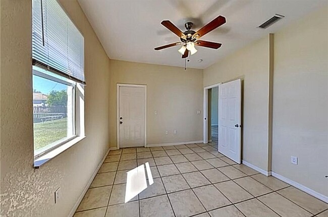 Building Photo - 17364 Barbara Dr