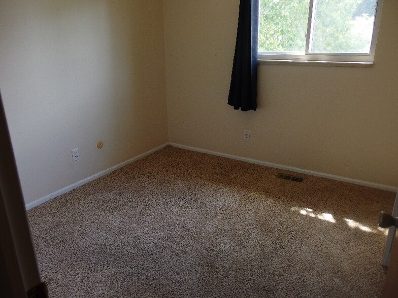 Primary Photo - 5831 W 110th Pl