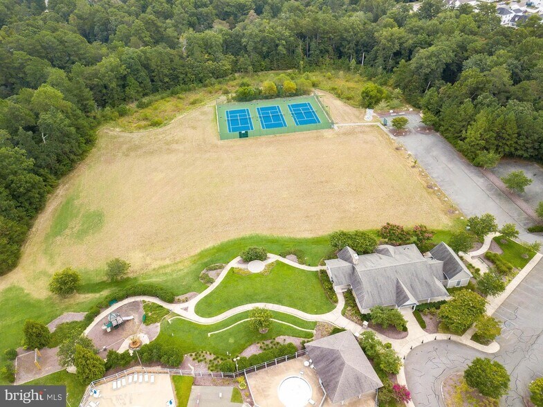 Building Photo - 44017 Swift Fox Dr