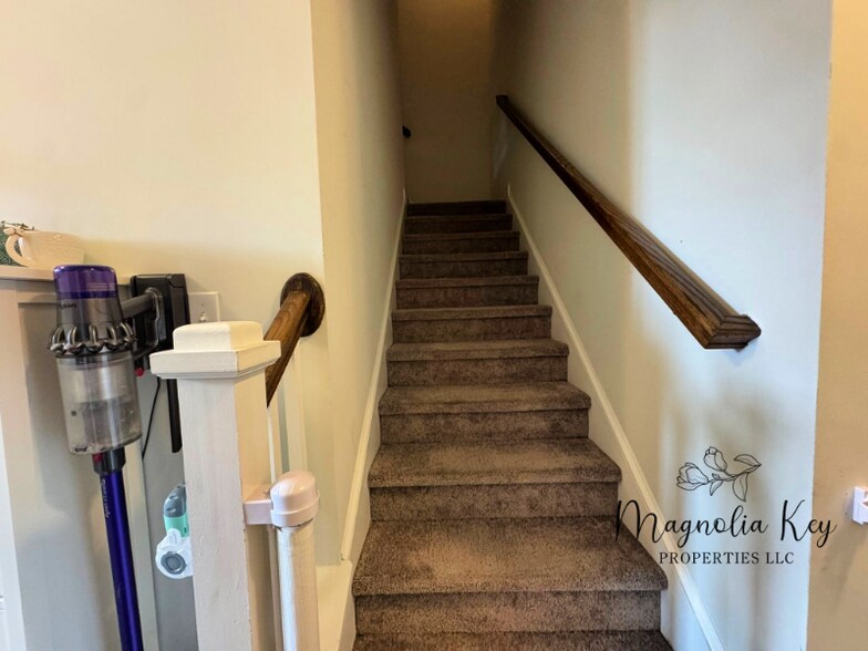 Building Photo - 5922 Lazio Ct