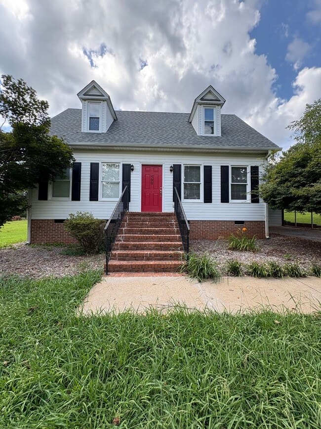 Building Photo - Lovely 3 Bedroom 2 Bath Home in Easley!!