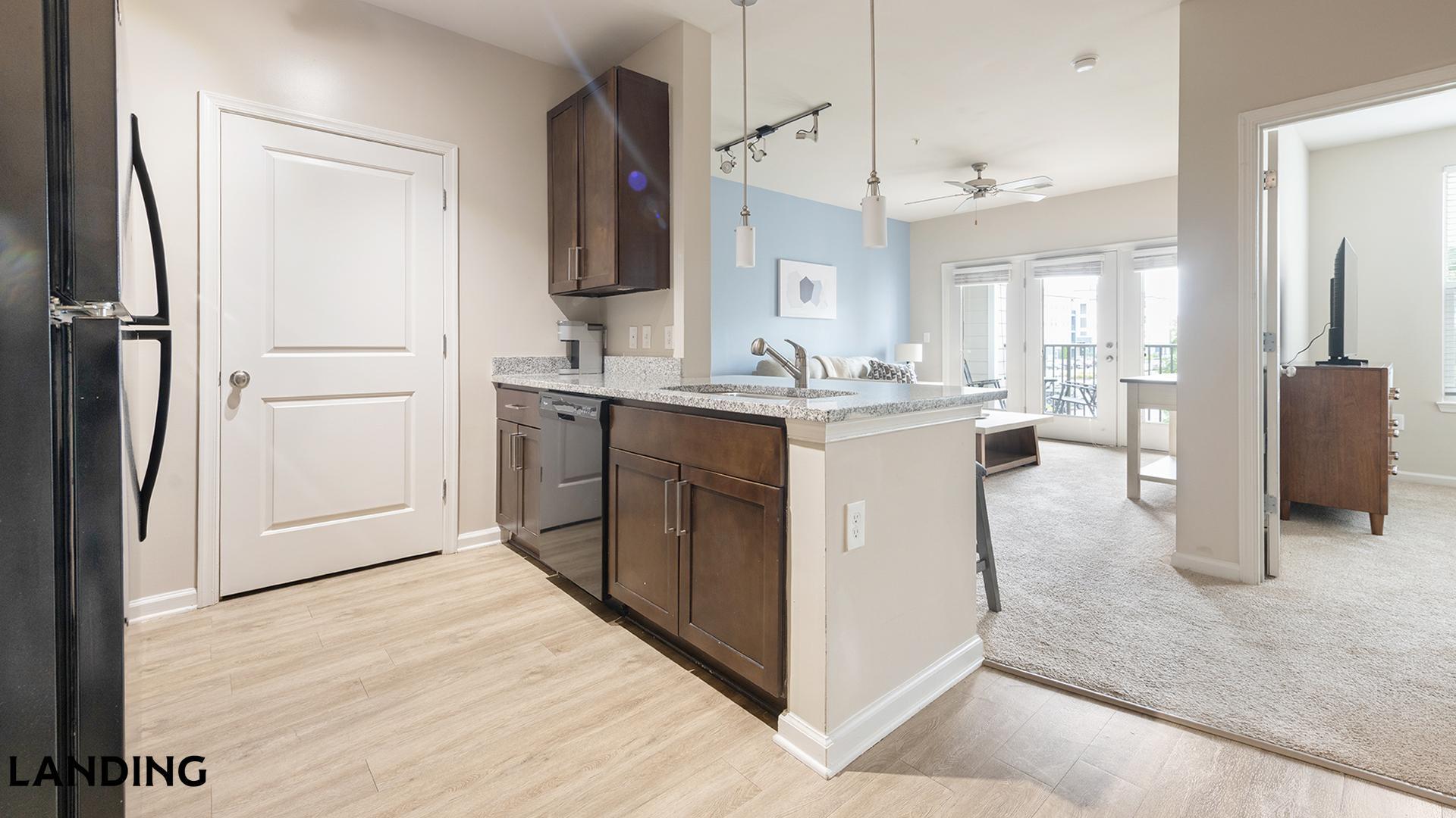 Building Photo - 8100 Palisades Cir