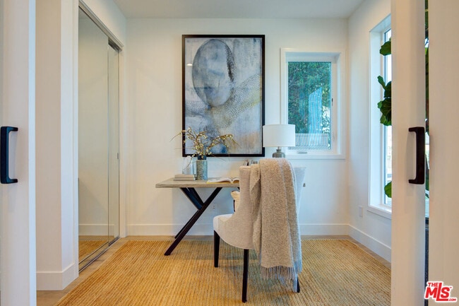 Building Photo - 6018 1/2-6018 1/2 Comey Ave