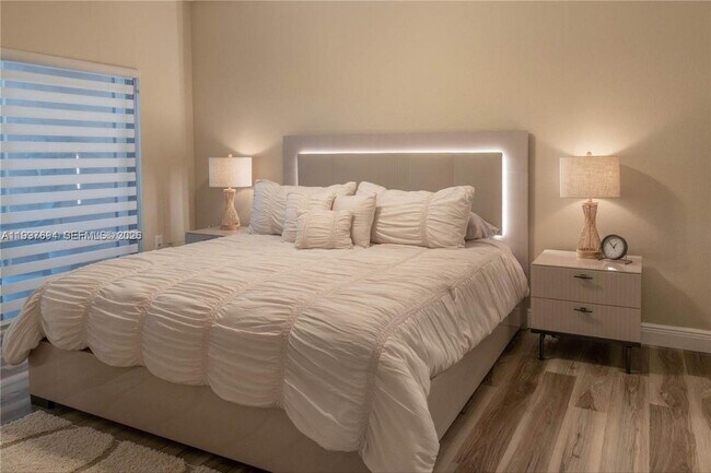 Building Photo - 2916 Tuscany Ct