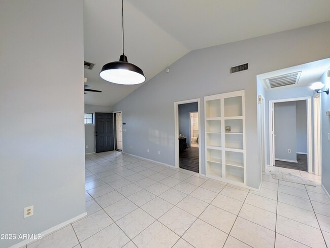 Building Photo - 1222 W Baseline Rd