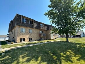 Building Photo - 2390 Bicentennial Ave