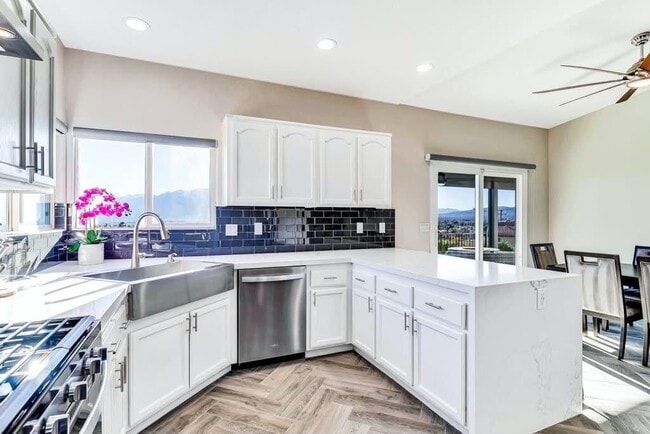Building Photo - 66815 Vista Pl