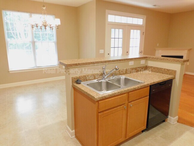 Building Photo - 6115 Morgan Ashley Dr
