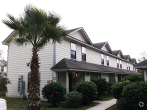 Building Photo - Gilbert House Townhomes