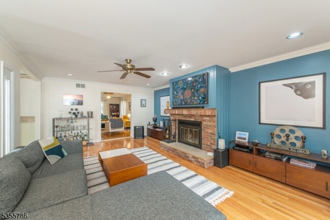 Building Photo - 86 Ferncliff Rd