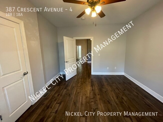 Building Photo - 387 Crescent Ave