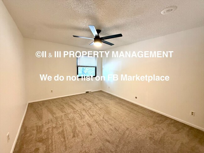Building Photo - 8440 Lane Dr