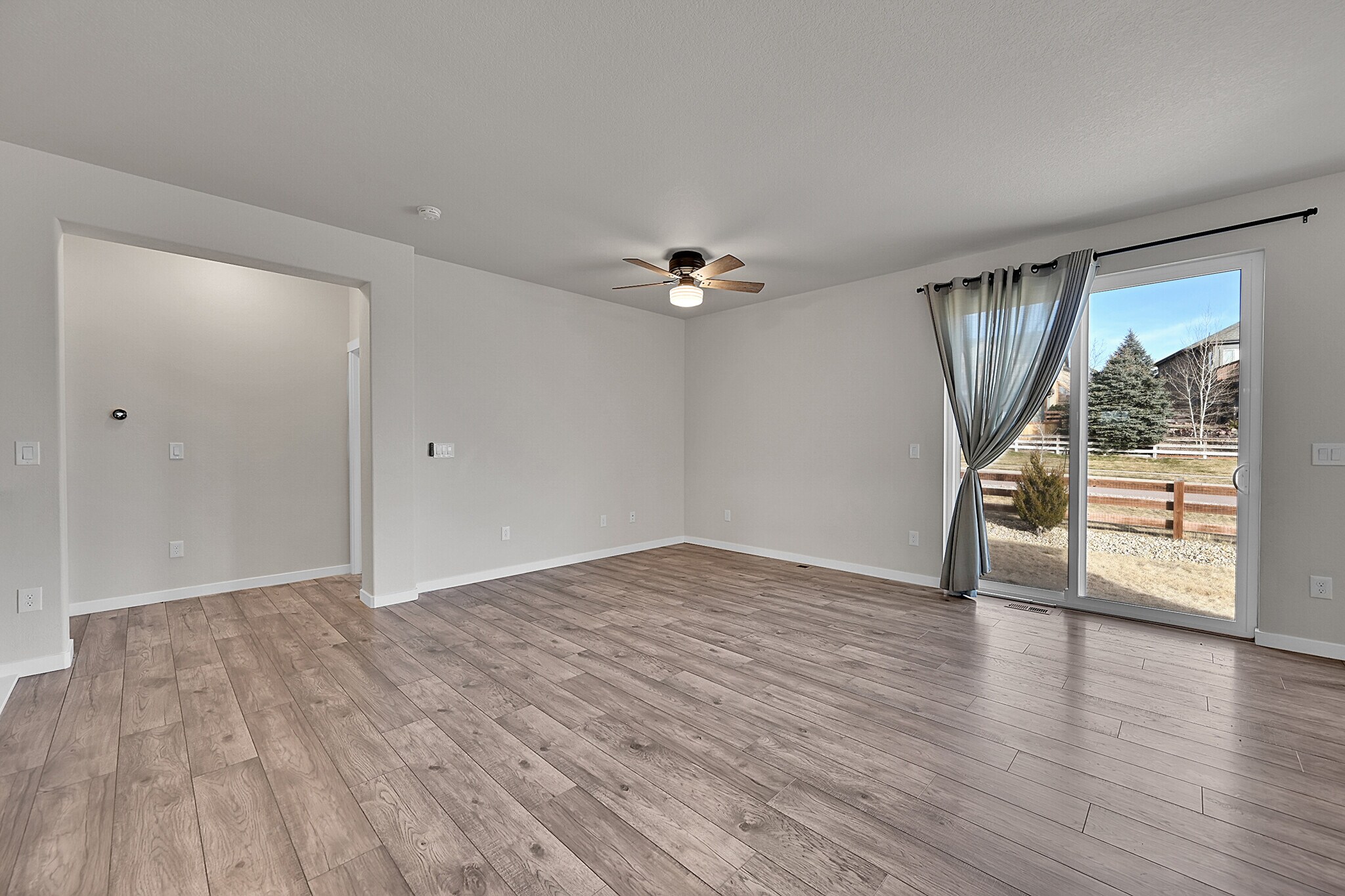 Building Photo - 16556 Hallmark Trl