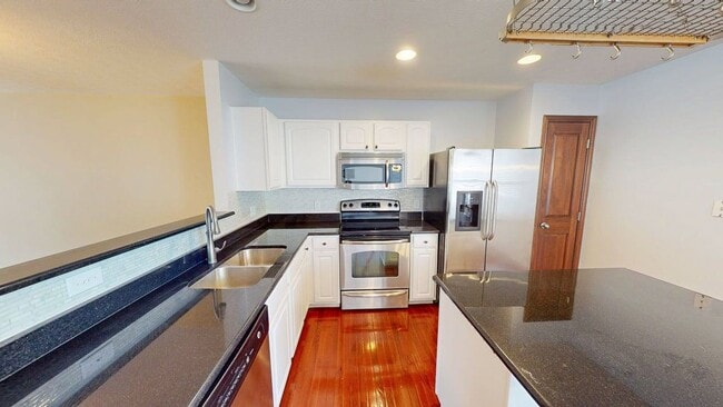 Building Photo - 5930 Winberry Creek Dr