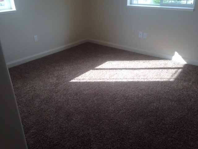 Building Photo - Great 4 bedroom Townhouse in Ogden for Rent
