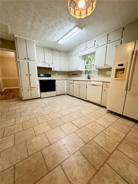 Building Photo - 3380 Creek Hollow Dr