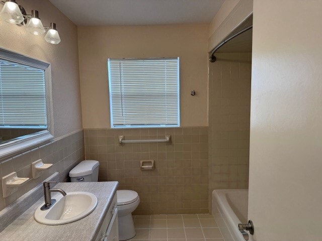 Building Photo - 60 Tarpon St