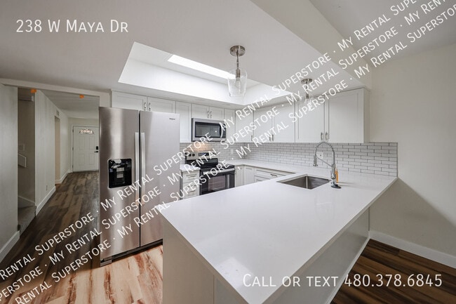 Building Photo - 238 W Maya Dr