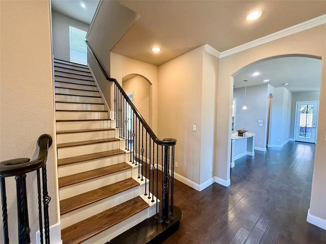 Building Photo - 1805 Ryedale Dr