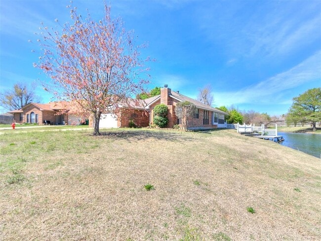 Building Photo - 7317 Louisburg Dr