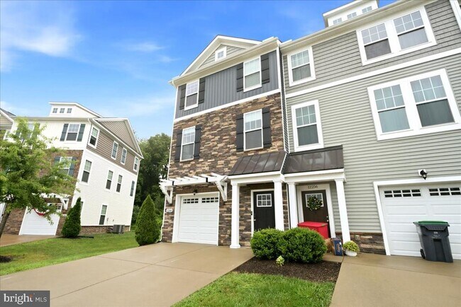 Building Photo - 12260 Haydon Pl