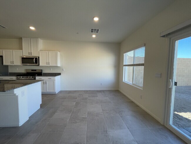 Building Photo - 4 BED 2.5 BATH 2 CAR GARAGE SINGLE FAMILY HOME IN CADENCE, HENDERSON w/ LARGE BACKYARD