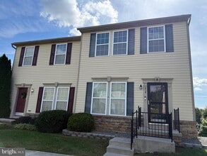 Building Photo - 634 Tantallon Ct
