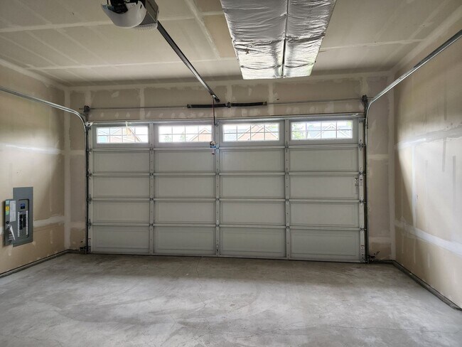 Building Photo - Yelm Creek Estates, New Construction 4 Bedroom, 2.5 Bathroom Home!  Back on the Market & Ready NOW!