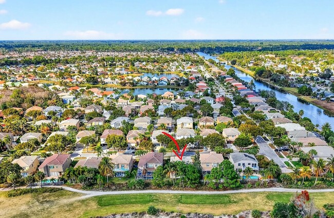 Building Photo - 2431 Westmont Dr