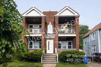 Building Photo - 3188 W 111th St