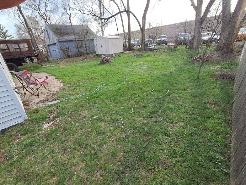 Building Photo - 3561 Brandau Dr NE