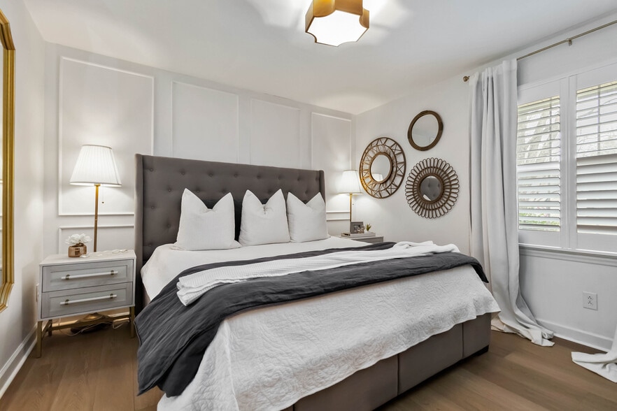 Building Photo - 405 Hillcrest Dr