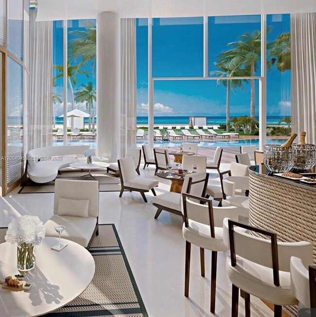 Building Photo - 15701 Collins Ave