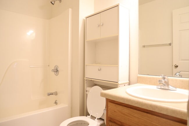 Building Photo - 149 Hickory Ridge Dr