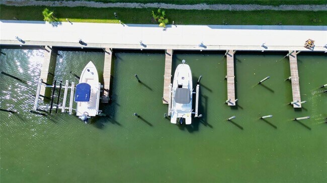 Building Photo - 1709 N Tamiami Trl
