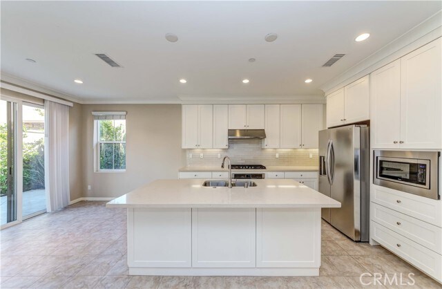 Building Photo - 63 Waterleaf