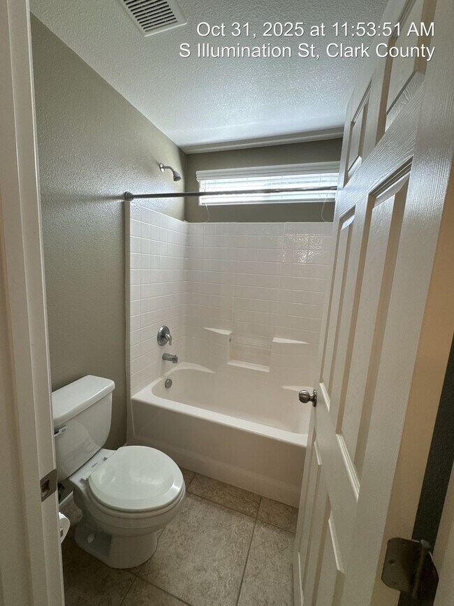 Building Photo - 4 Bedroom Near Spring Valley— Your Next Chapter Starts Here!