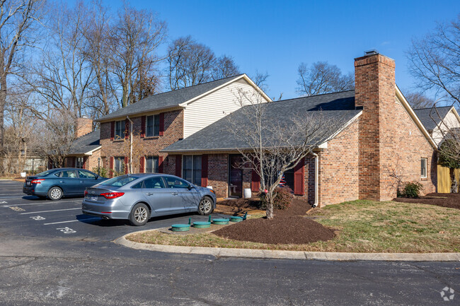 Building Photo - Emory Place